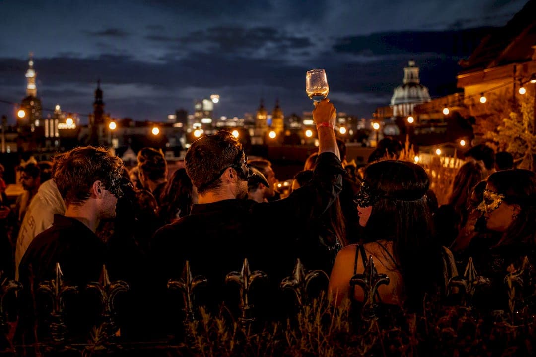 Halloween feesten Amsterdam: waar je in 2026 moet zijn
